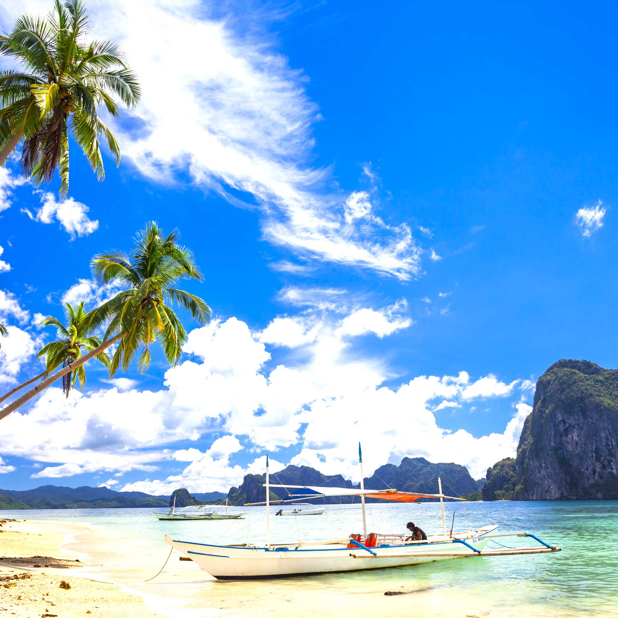 Private car transfers in Philippines from El Nido