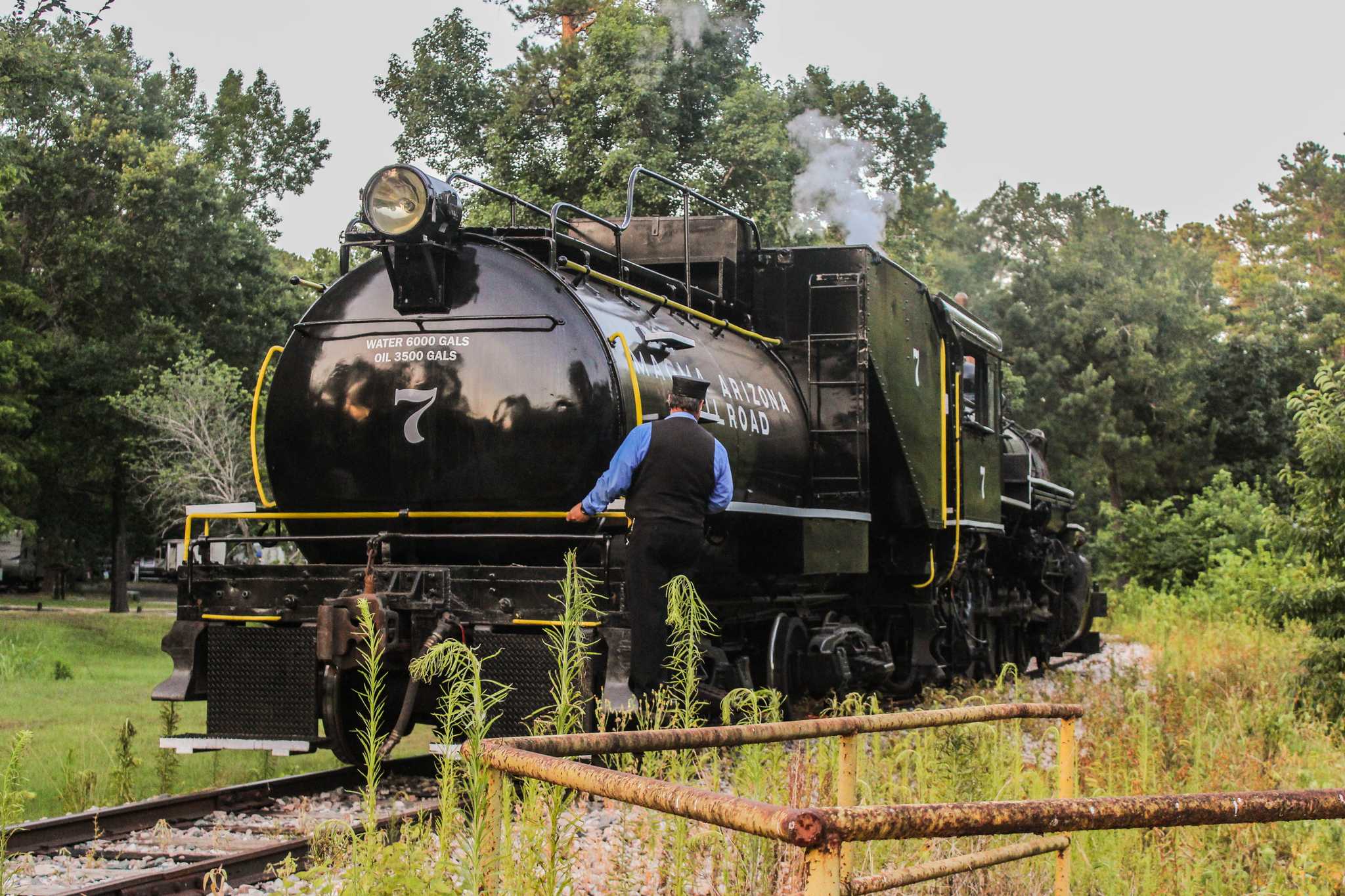 Visit Ennis Railroad & Cultural Heritage Museum on the way from dallas-fort-worth-international-airport-us to galveston-tx-us with Daytrip