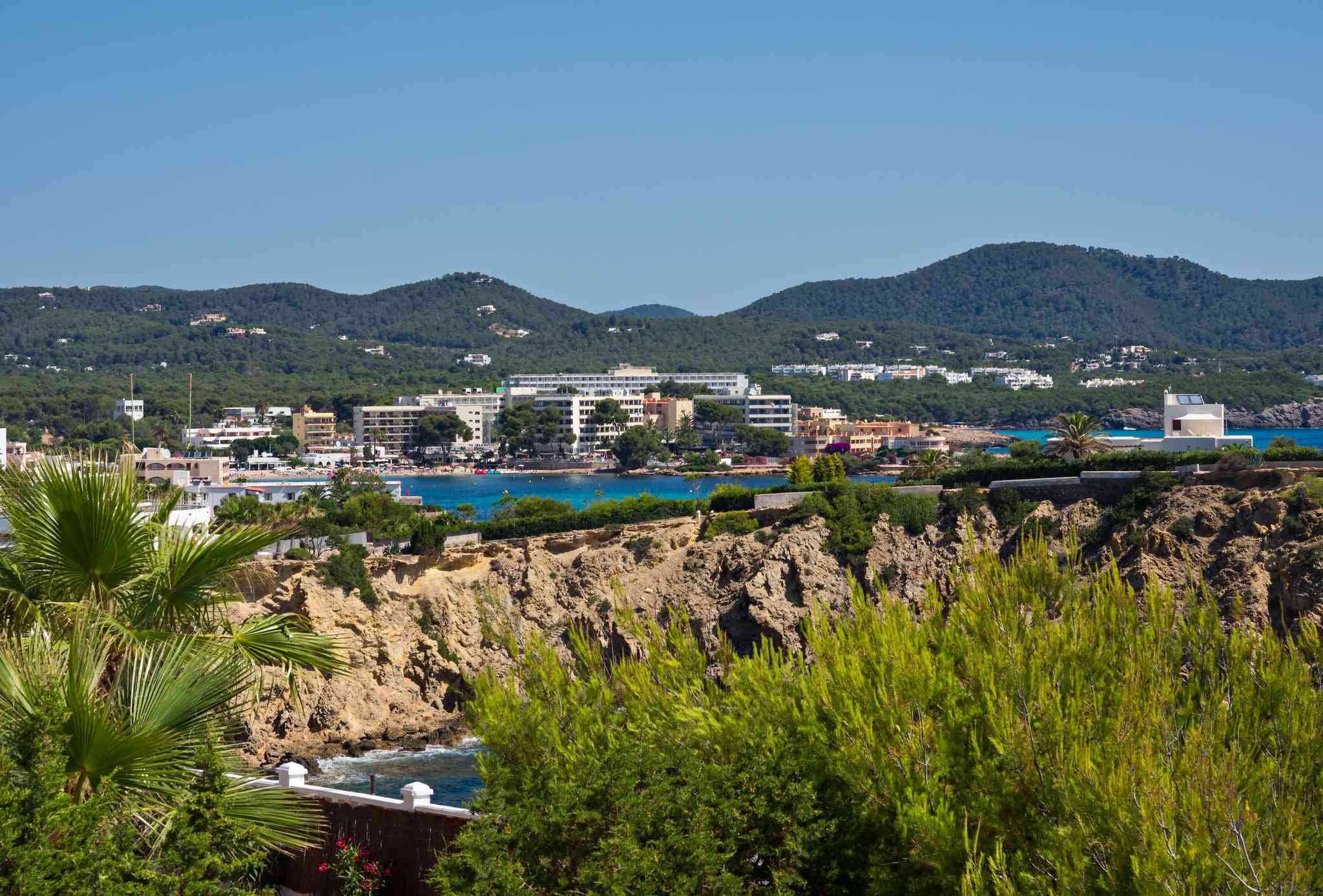 Blick auf die Landschaft von Ibiza Town - private Tagesreise von Es Canar - Foto 7