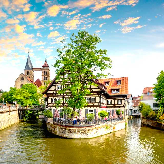 Stuttgart to Esslingen and Metzingen: Private day trip