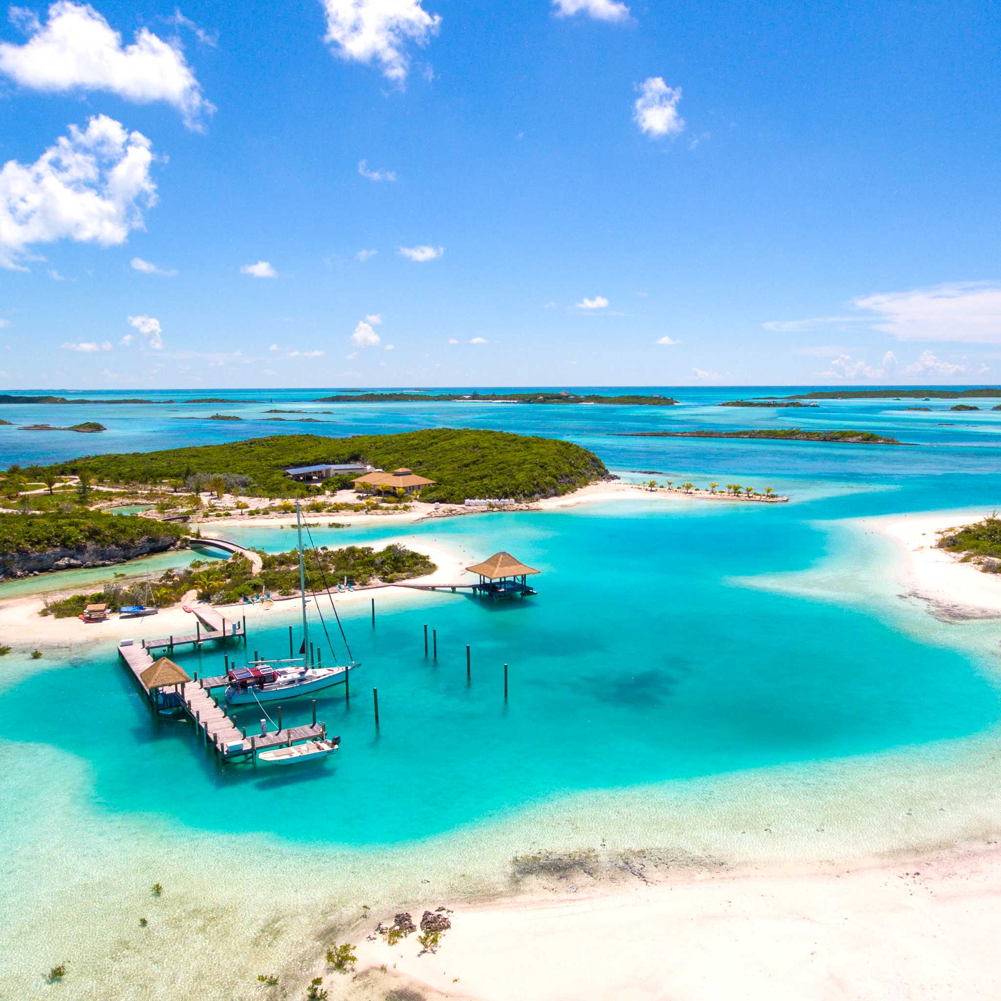 Private car transfers in Bahamas from Exuma International Airport