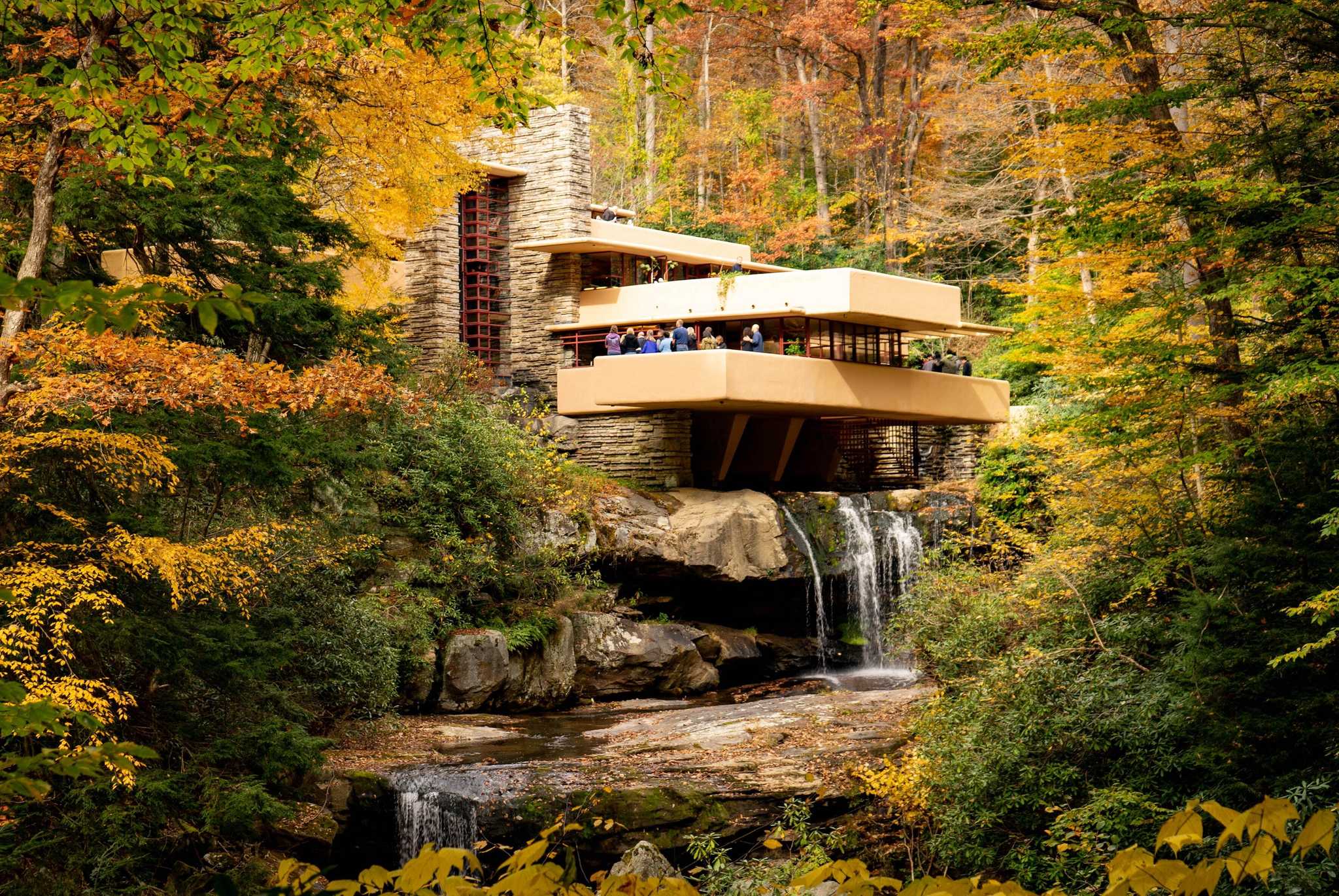 Visit Fallingwater on the way from philadelphia-pa-us to pittsburgh-pa-us with Daytrip