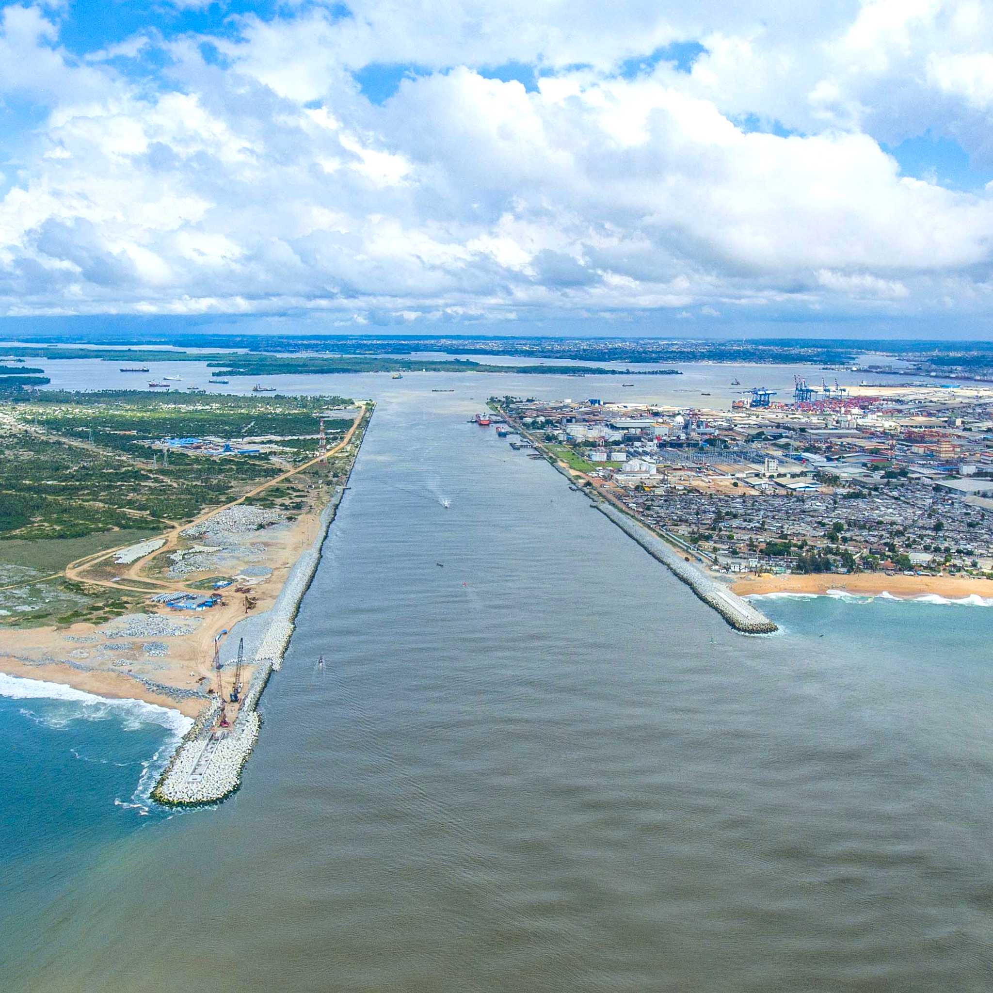 Private car transfers in Cote d'Ivoire from Félix Houphouët Boigny International Airport