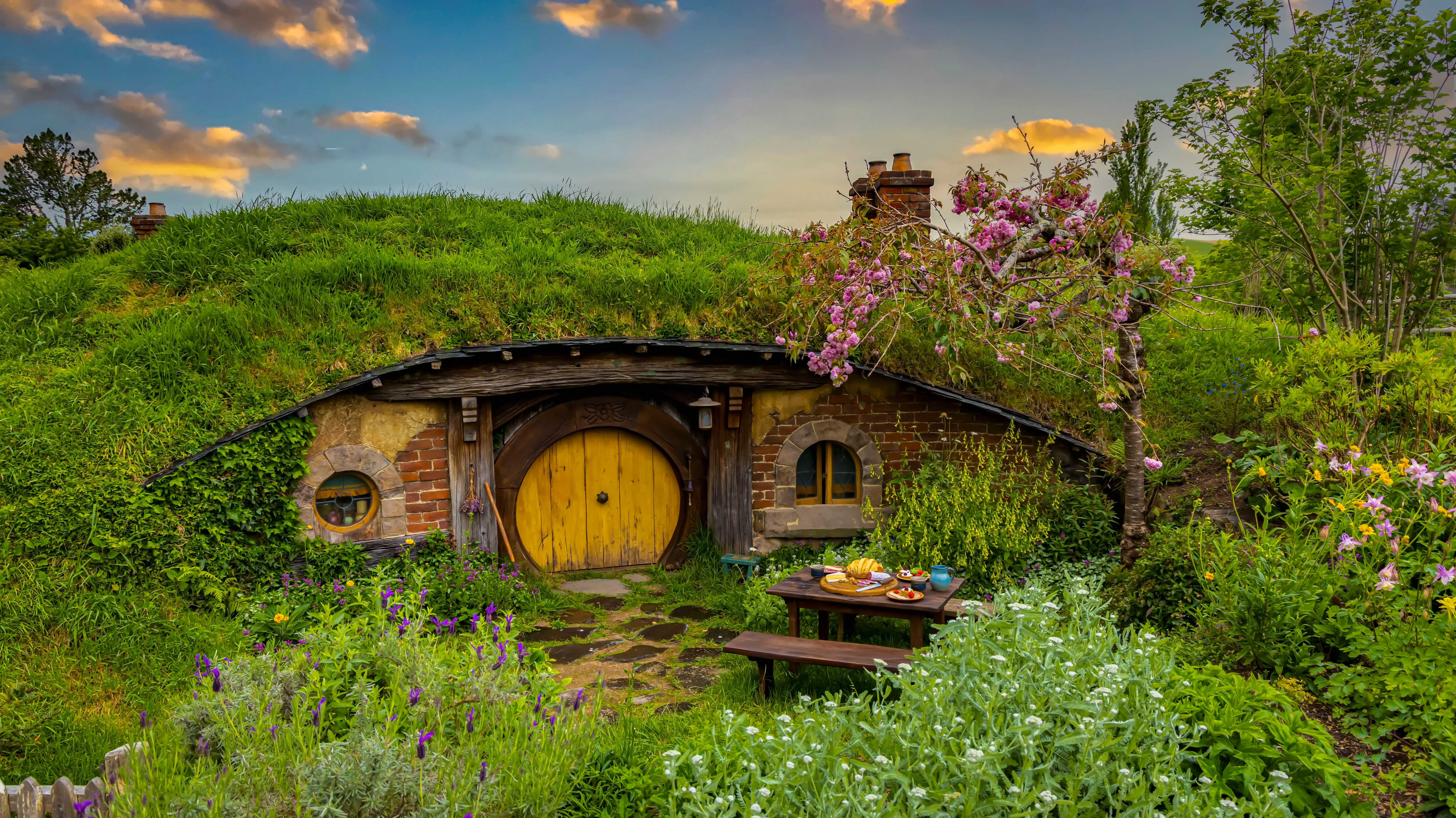 Iconic film and television adventures 을 위한 여행 영감 - Daytrip 의 개인 일일 여행