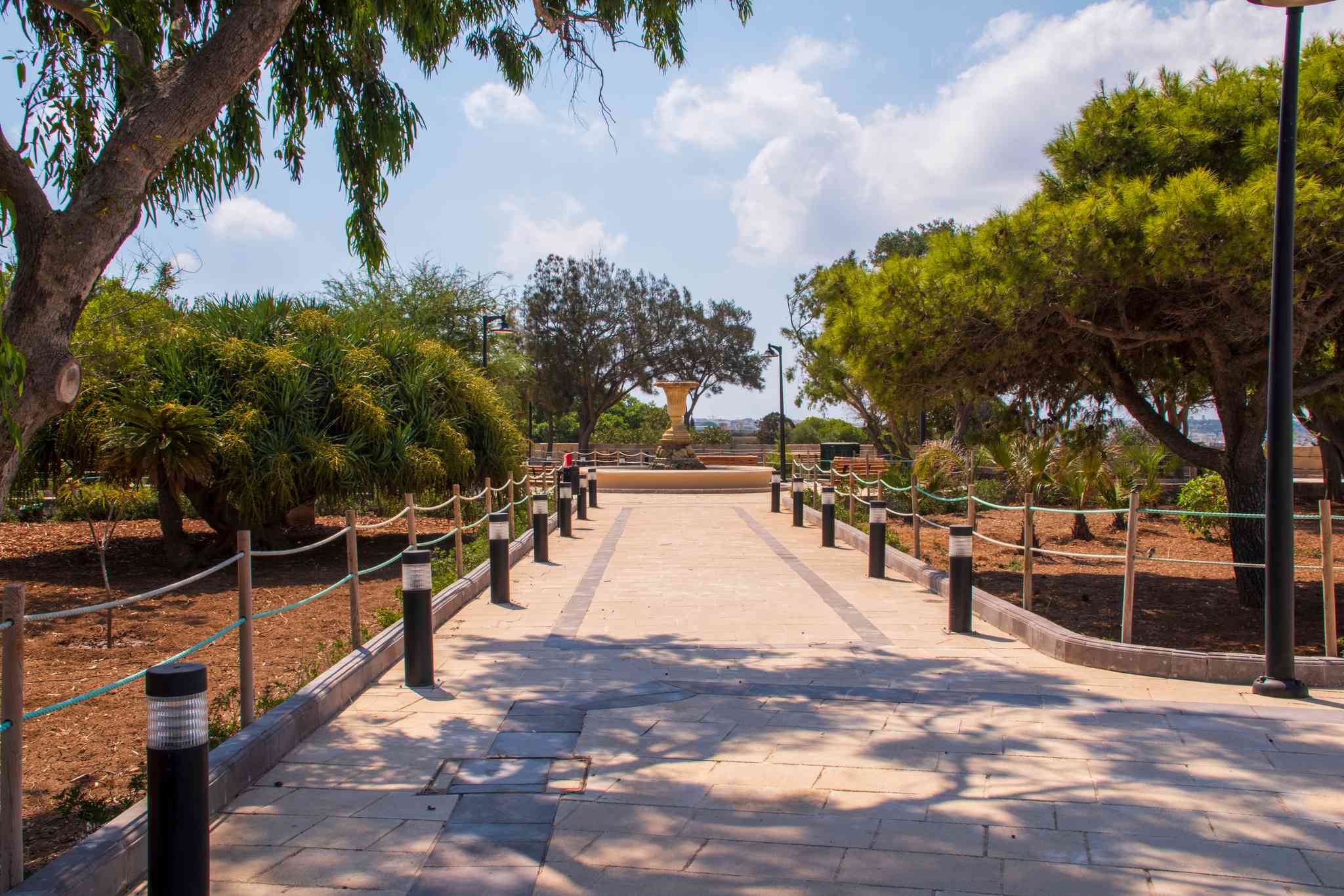 Blick auf die Landschaft von Floriana - private Tagesreise von Malta International Airport - Foto 3