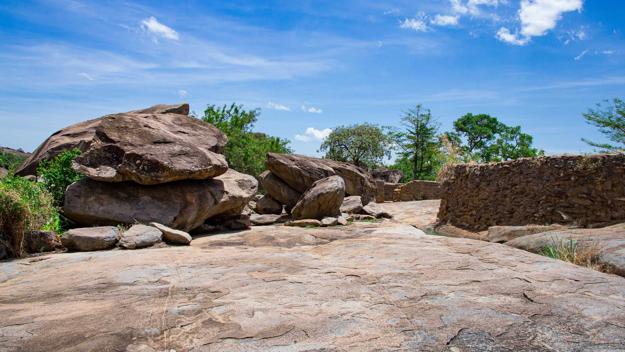 Visit Fort Patiko on the way from entebbe-ug to moyo-ug with Daytrip