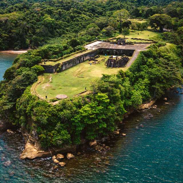 Panama City to Fort San Lorenzo: Private day trip