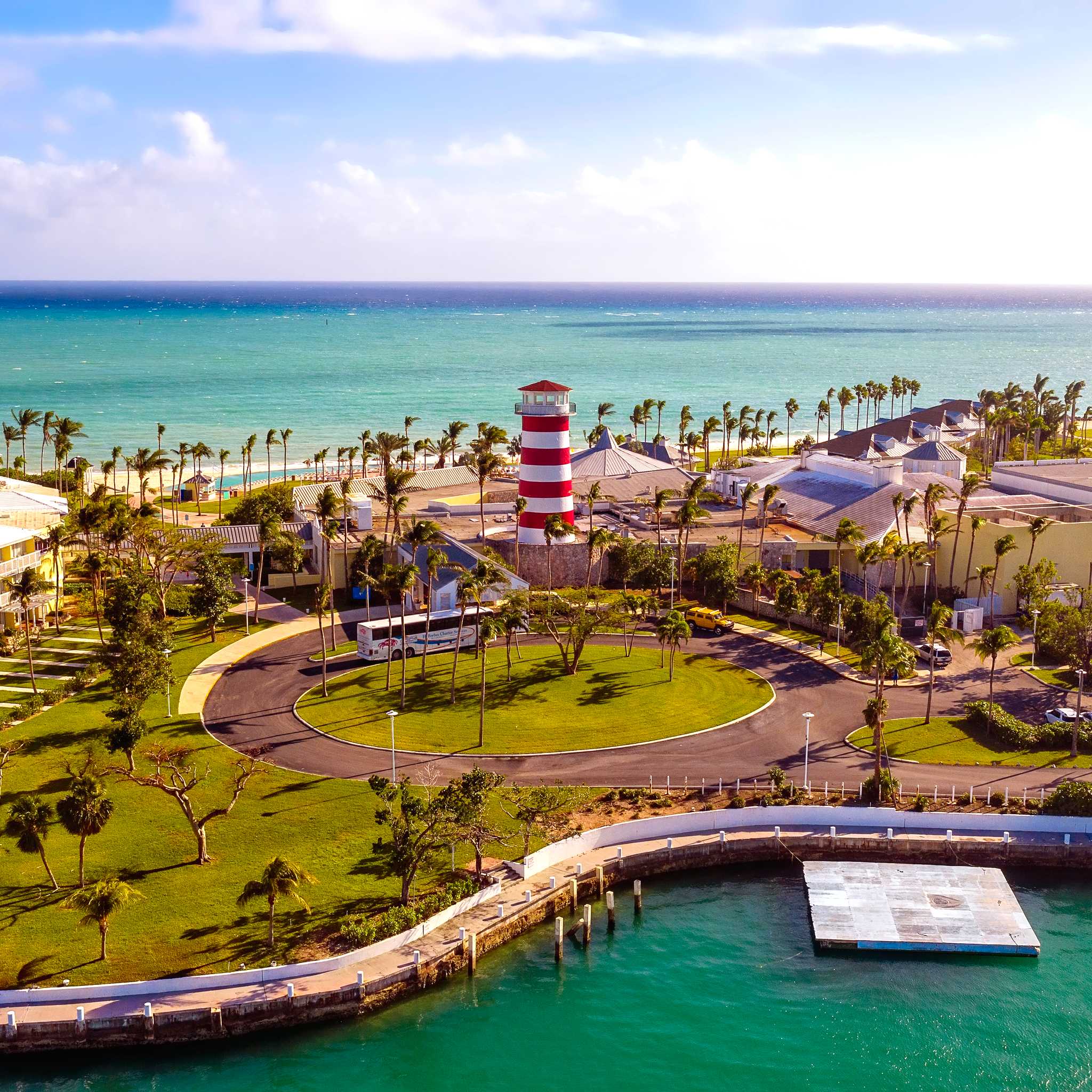 Private car transfers in Bahamas from Freeport