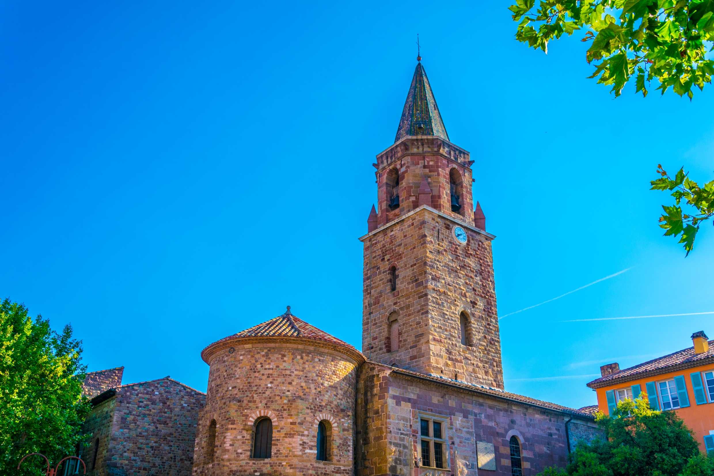 Nice to Fréjus Private Transfer | Daytrip