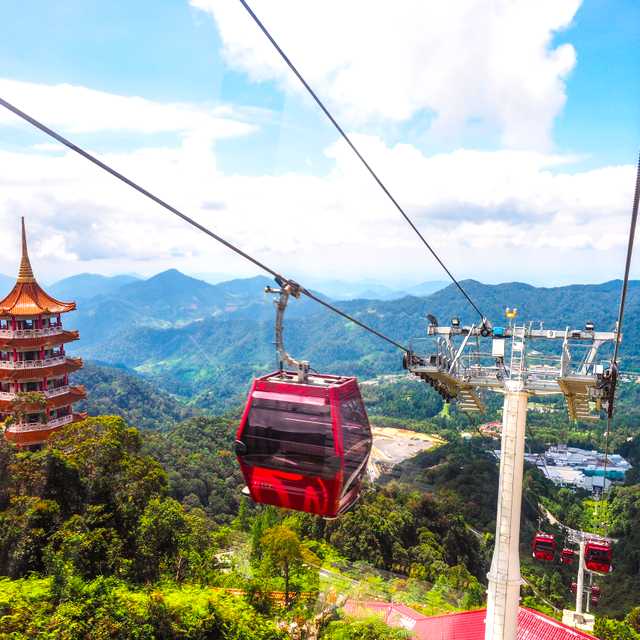 Kuala Lumpur to Genting Skyway and Batu Caves: Day trip