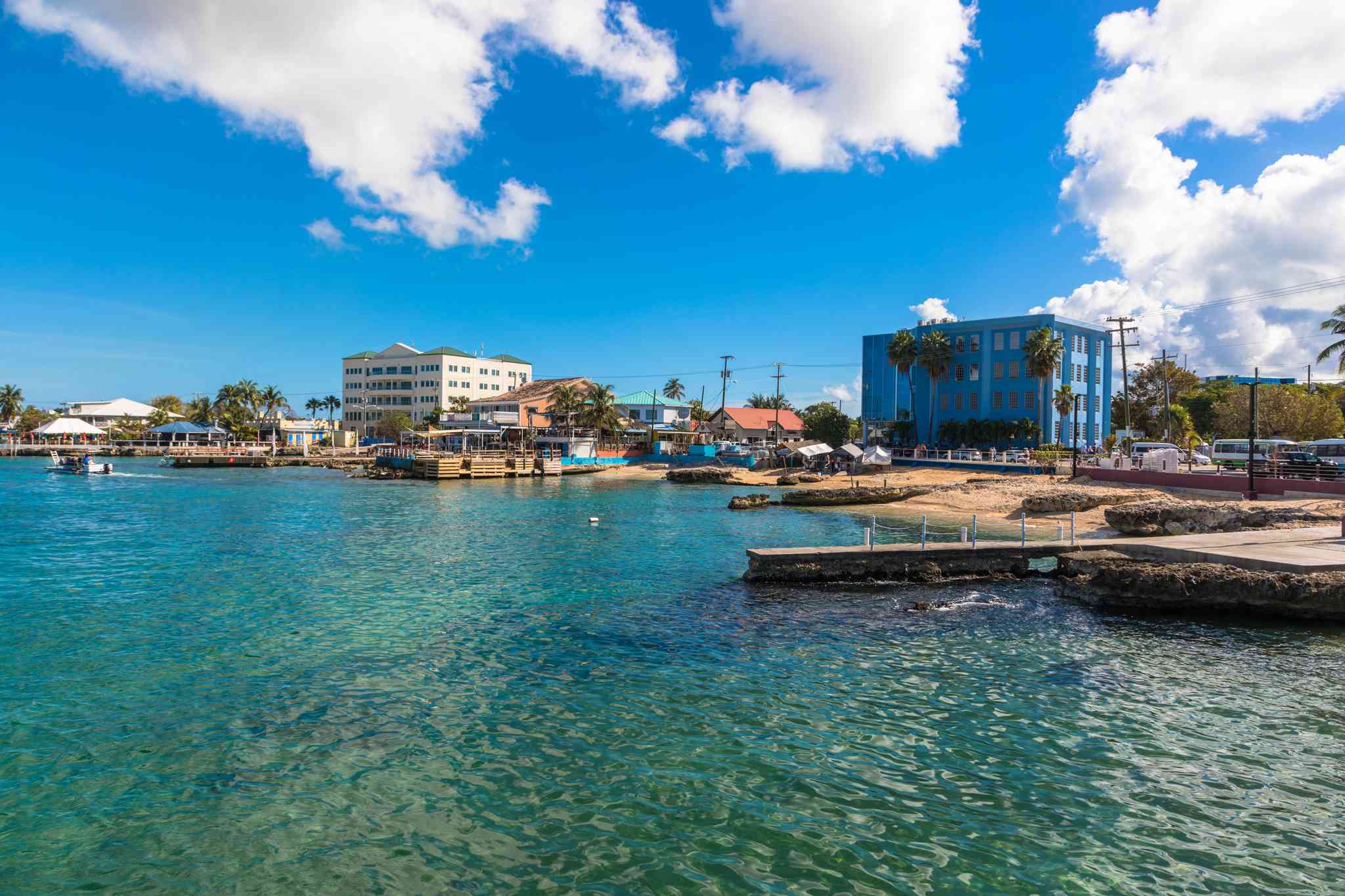 Scenic view of Bodden Town - private day trip from George Town - photo 4