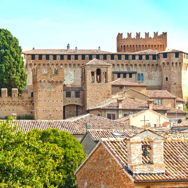 Ancona to Gradara Castle and Pesaro: Private day trip