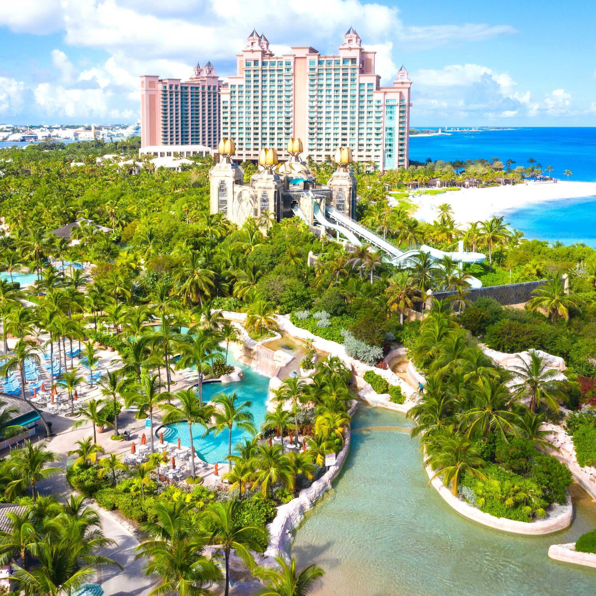 Private car transfers in Bahamas from Grand Bahama International Airport