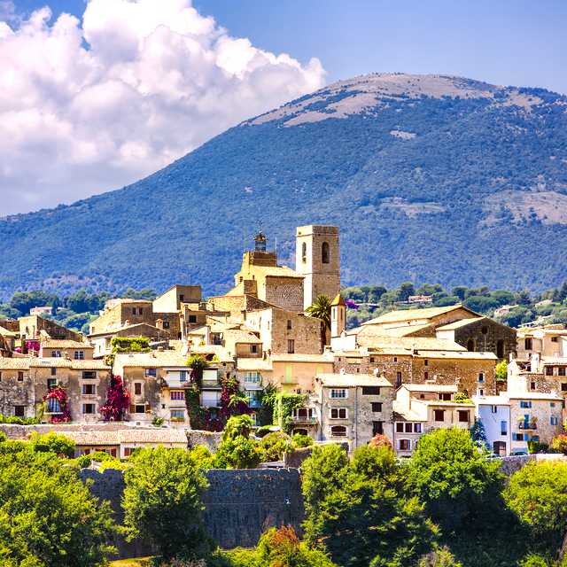 Nice to Grasse and Gourdon: Private day trip