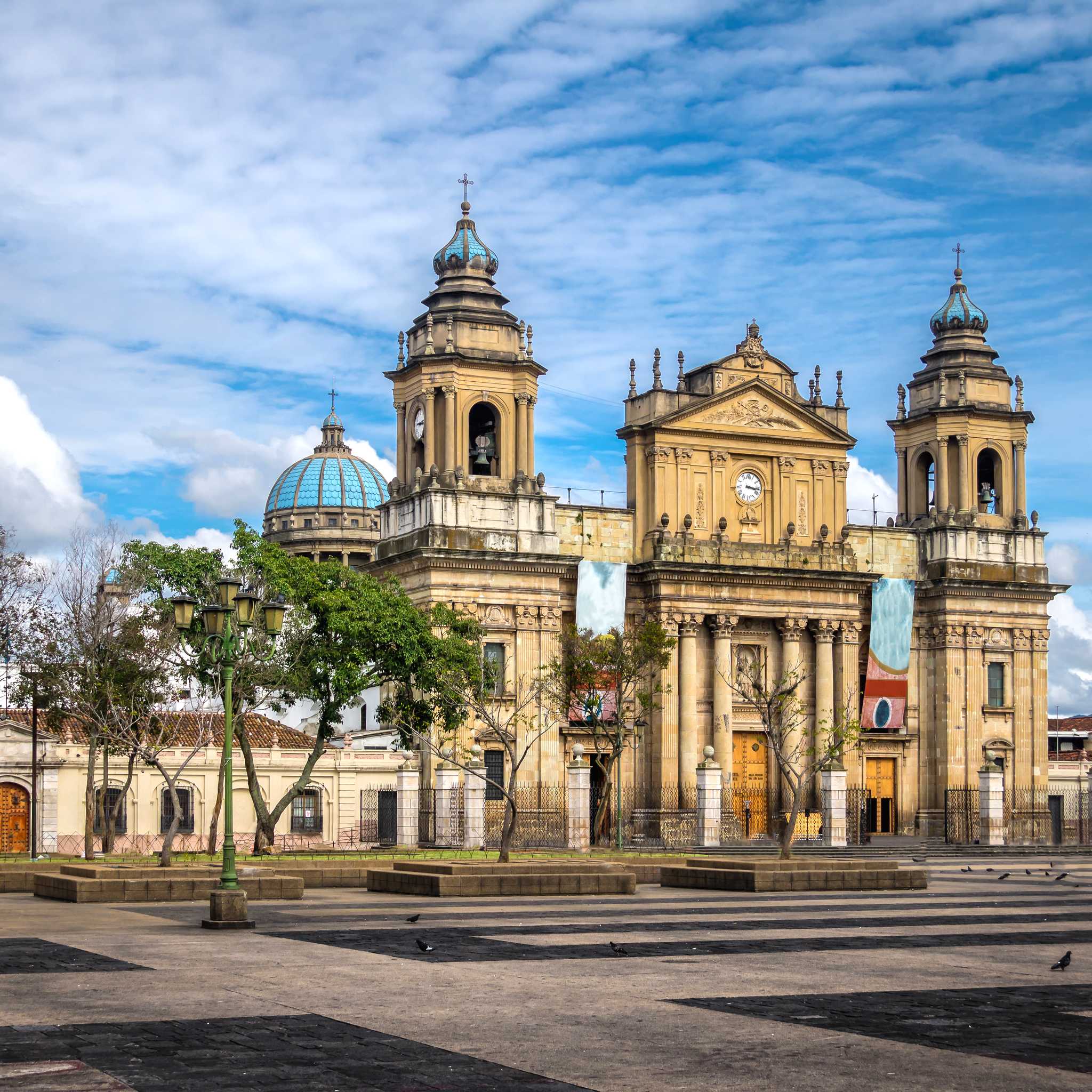 Private car transfers in Guatemala from Guatemala City