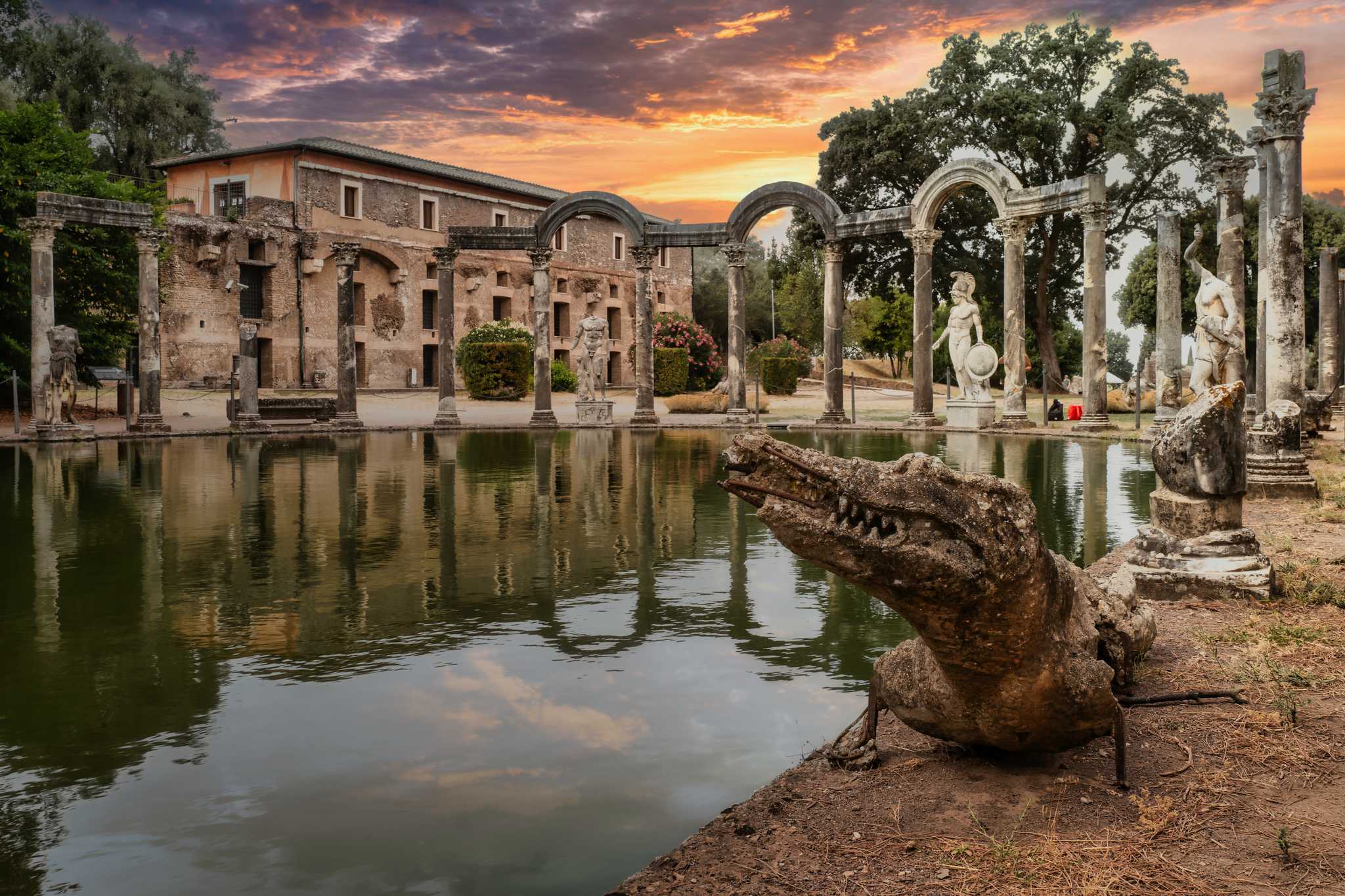 Rome 에서 출발하는 개인적인 하루 여행 중 Hadrian's Villa 일정 정지