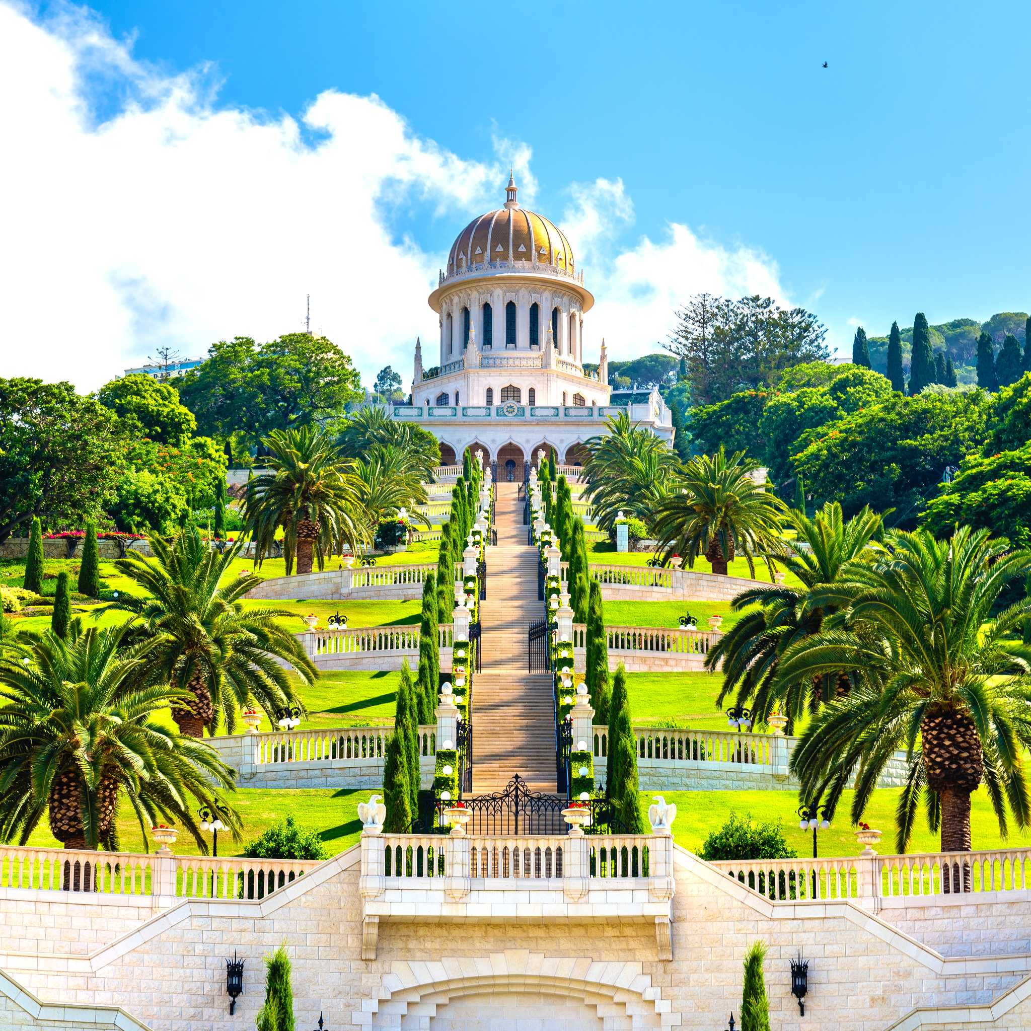 Private car transfers in Israel from Haifa