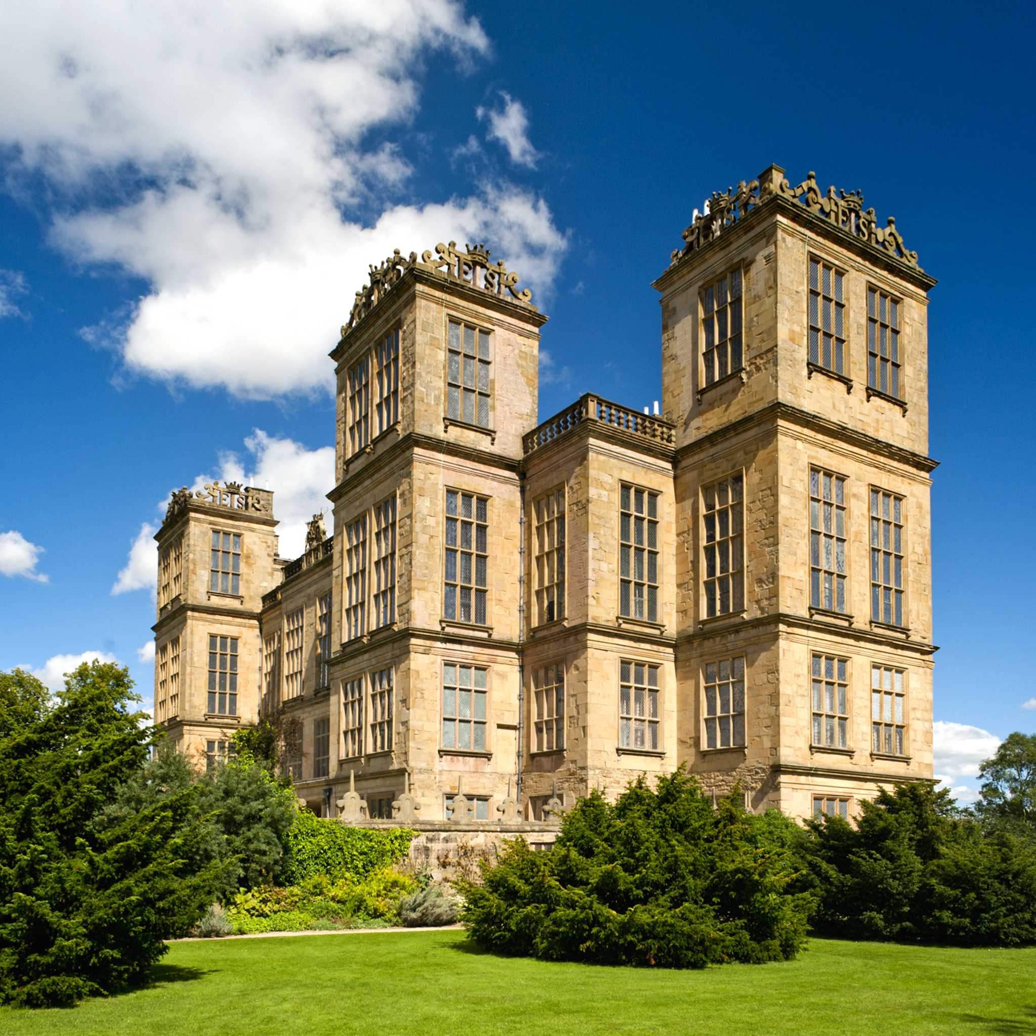 Hardwick Hall & Gardens