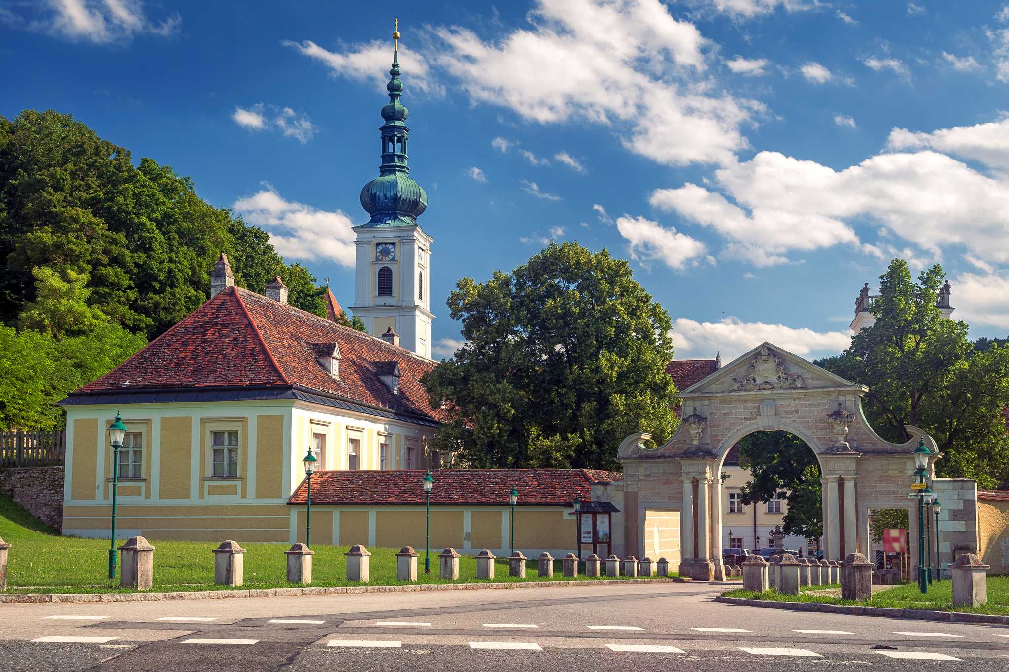 Parada no itinerário em Heiligenkreuz Abbey em viagem particular de um dia a partir de Vienna