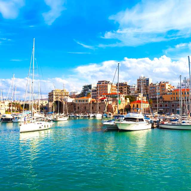 Chania to Knossos and Heraklion: Private day trip