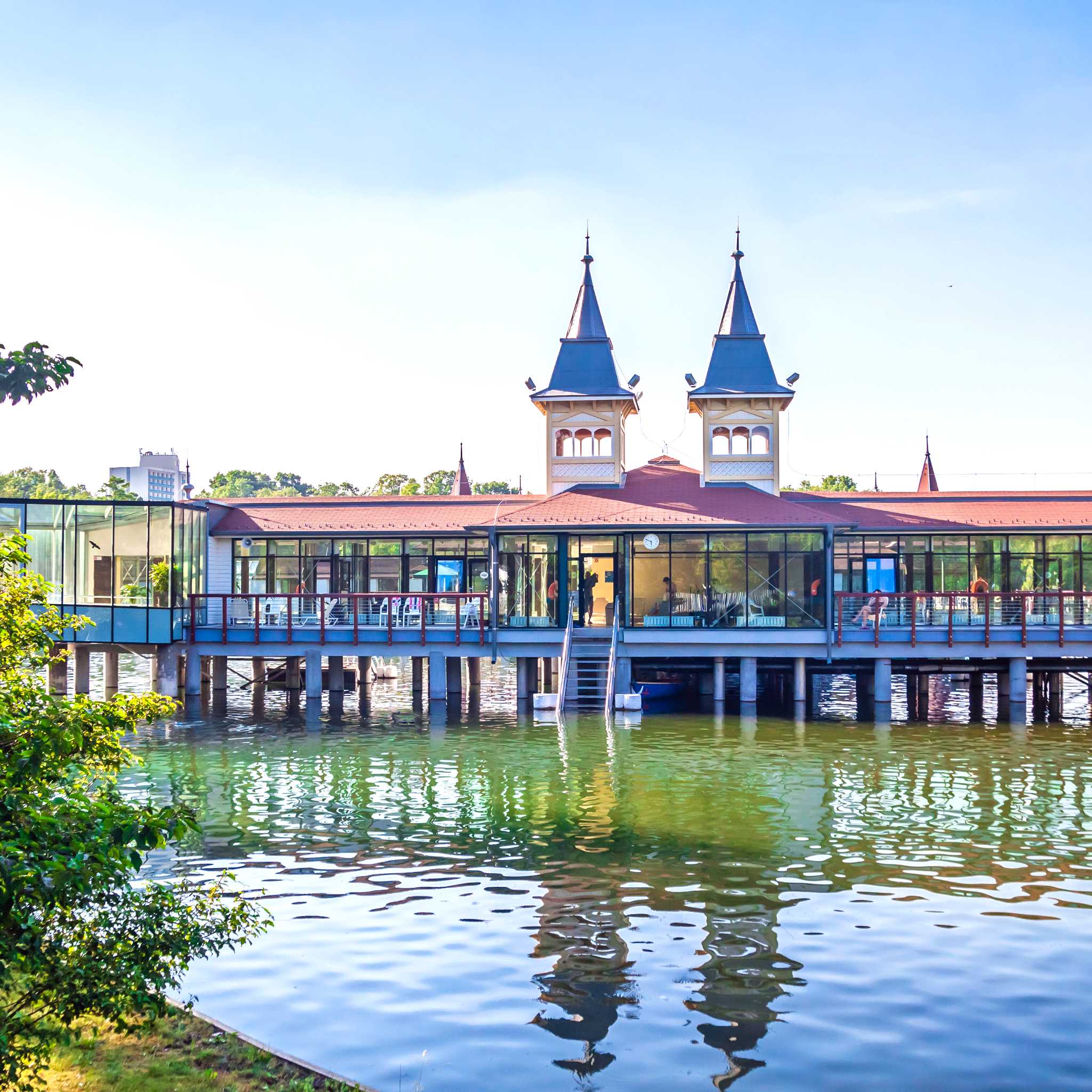 Private car transfers in Hungary from Heviz