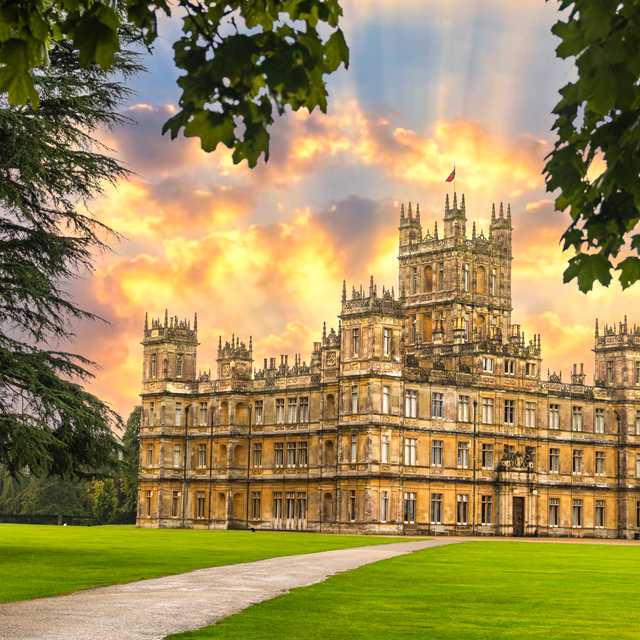 Southampton to Highclere Castle (Downton Abbey): Day trip