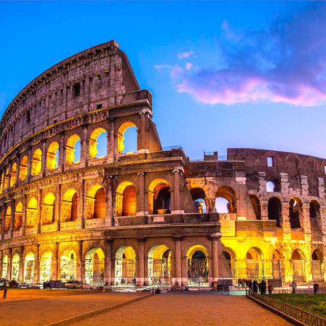 Anpassade resor för history - Privata transfer av Daytrip