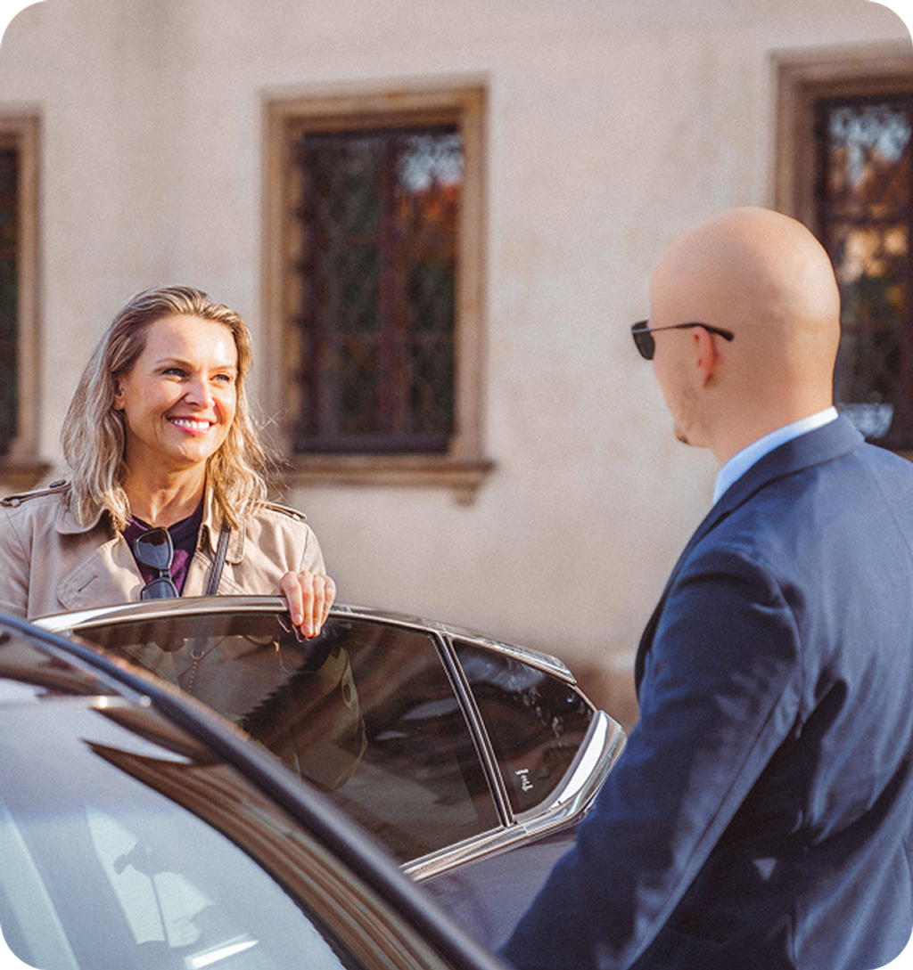 Hire a Private Driver by the Hour with Daytrip