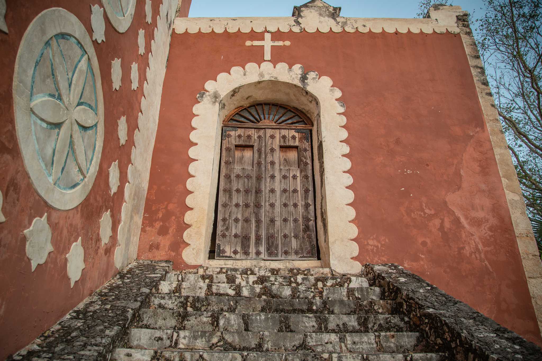 Reiseroute Stop in Iglesia de Uayma auf privatem Tagesausflug von Cancun