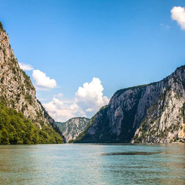 Timisoara to Iron Gates Park and Drobeta: Private day trip