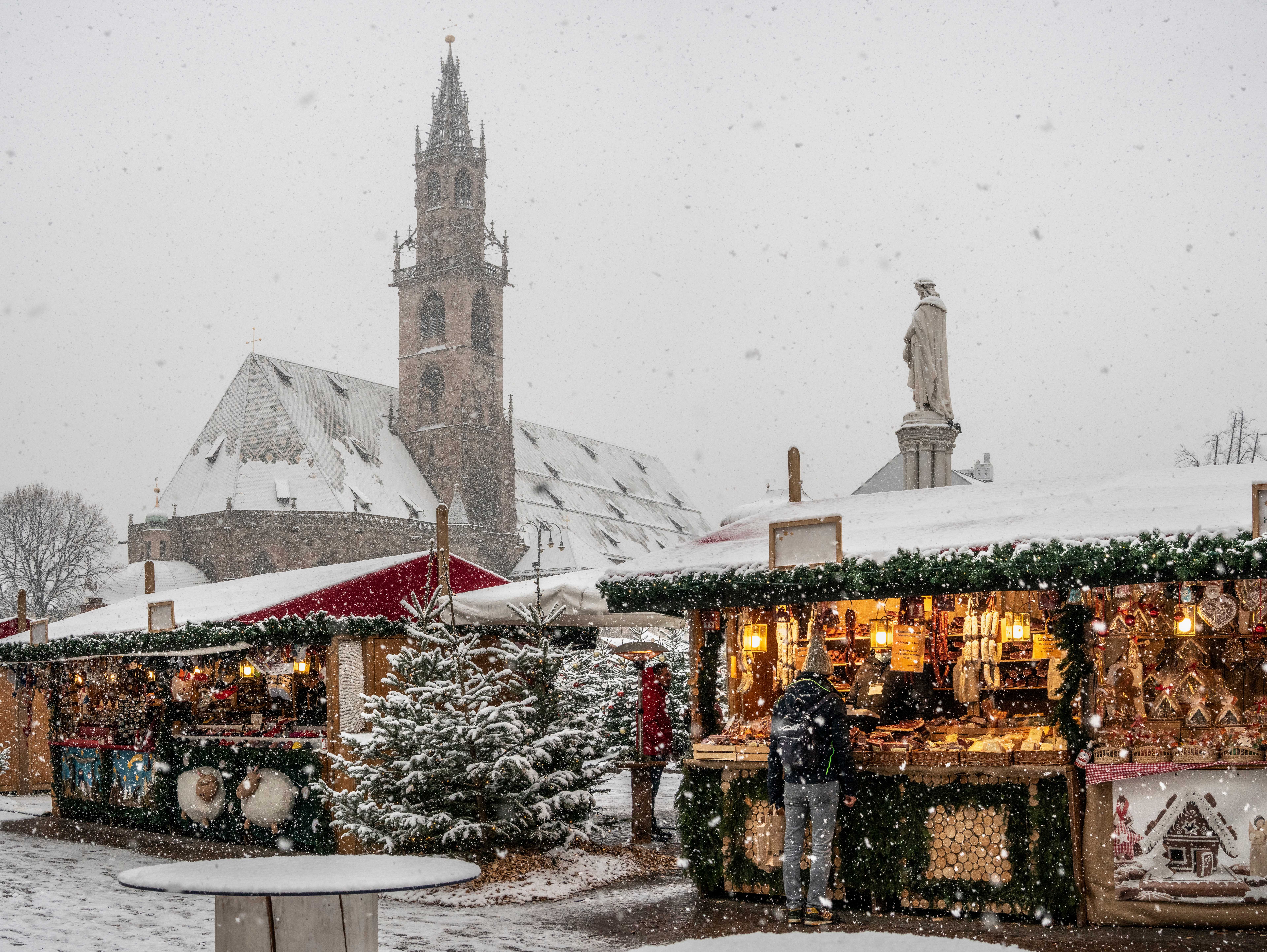 Inspiración de viaje para Italy in December: Christmas Markets, Skiing & Lights - Excursiones privadas de un día por Daytrip