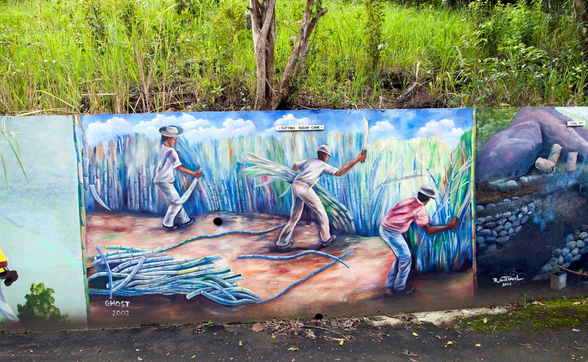 Visitar Jenesis Studios en el camino de road-town-vg a cane-garden-bay-tortola-vg con Daytrip