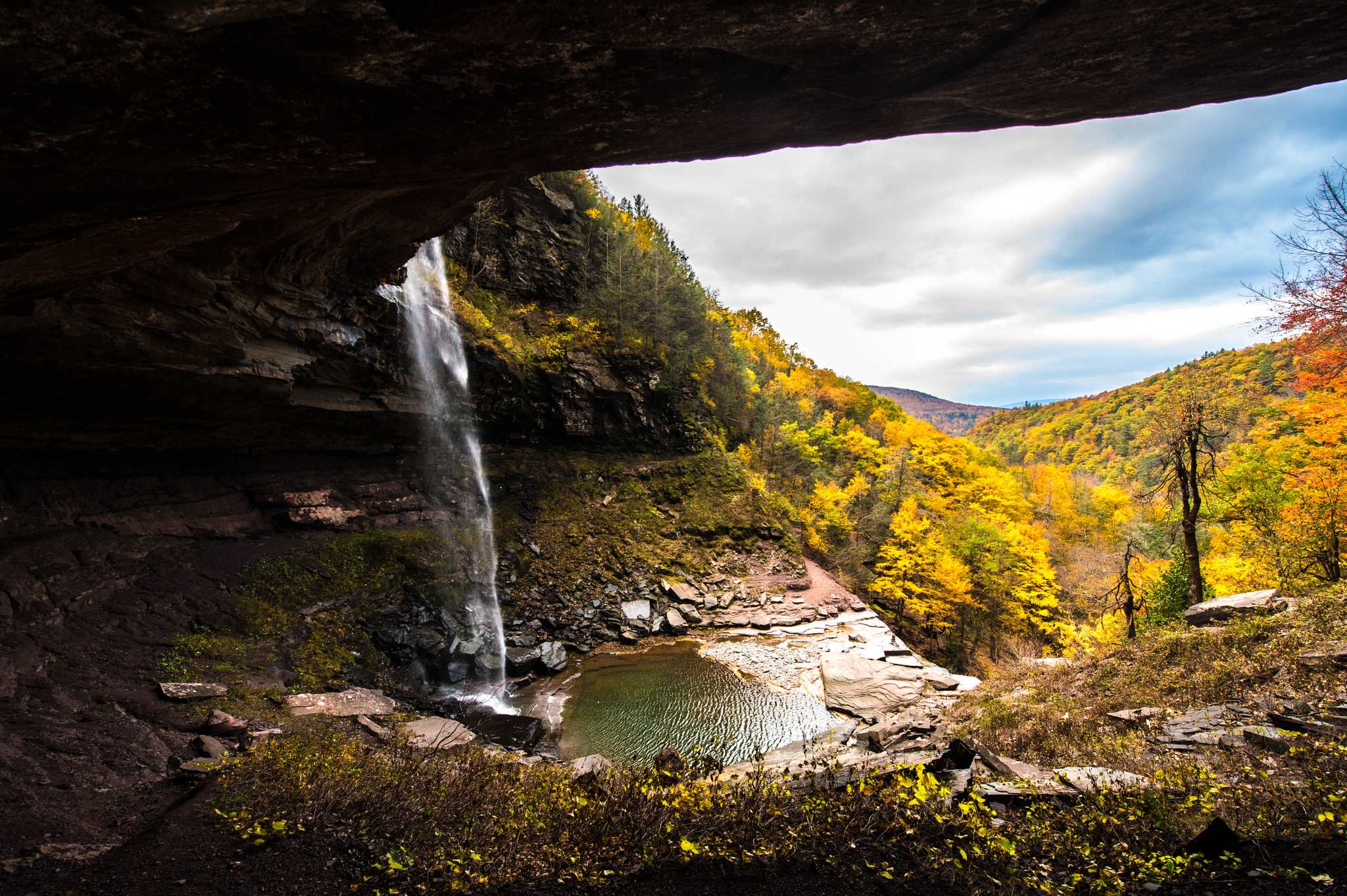 Visit Kaaterskill Falls on the way from new-york-city-ny-us to burlington-vt-us with Daytrip