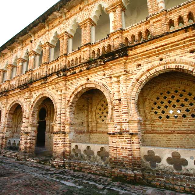 Ipoh to Kellie's Castle and Papan: Private day trip