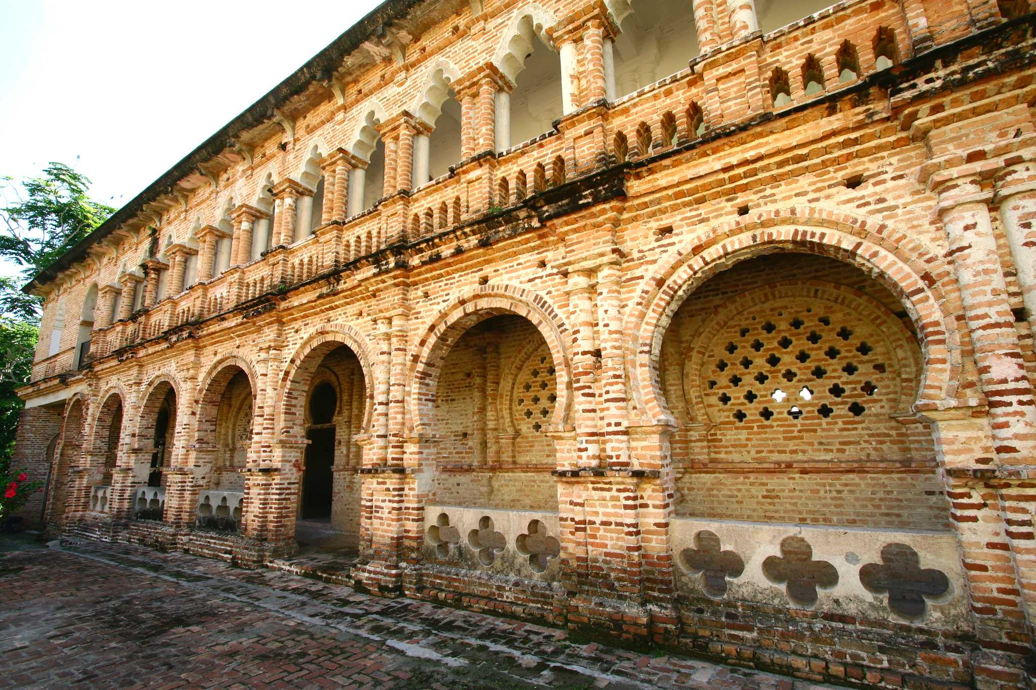 Ipoh to Kellie's Castle and Papan: Private day trip