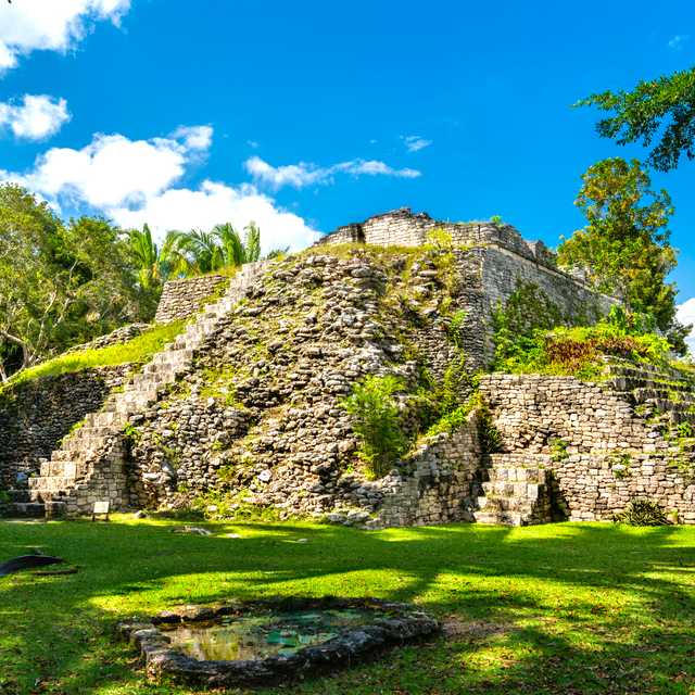 Chetumal to Bacalar and Kohunlich: Private day trip