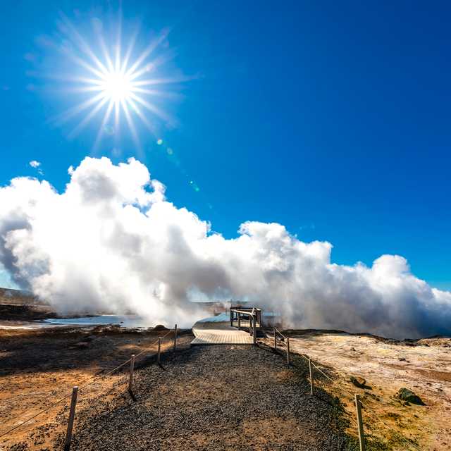 Reykjavik to Icelandic hot springs: Private day trip