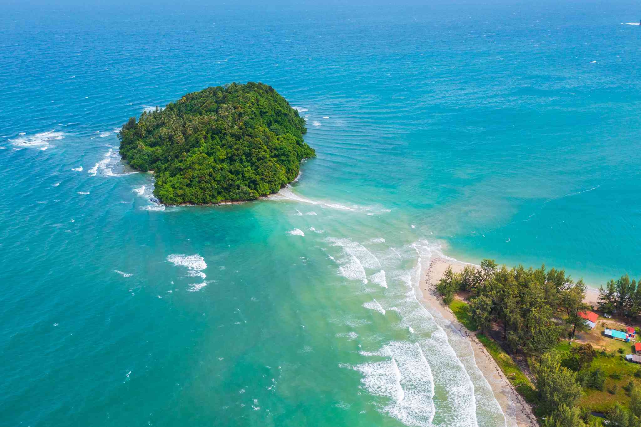 Scenic view of Kudat - private day trip from Brunei International Airport - photo 3