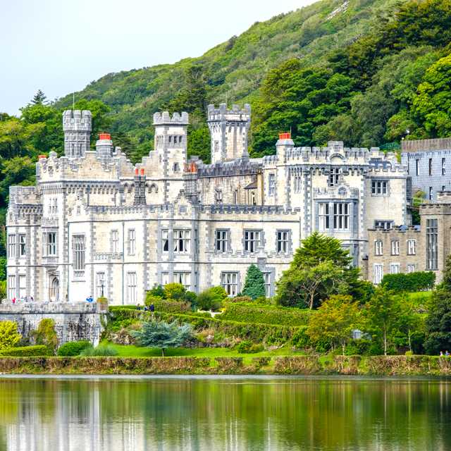 Galway to Kylemore Abbey: Private day trip