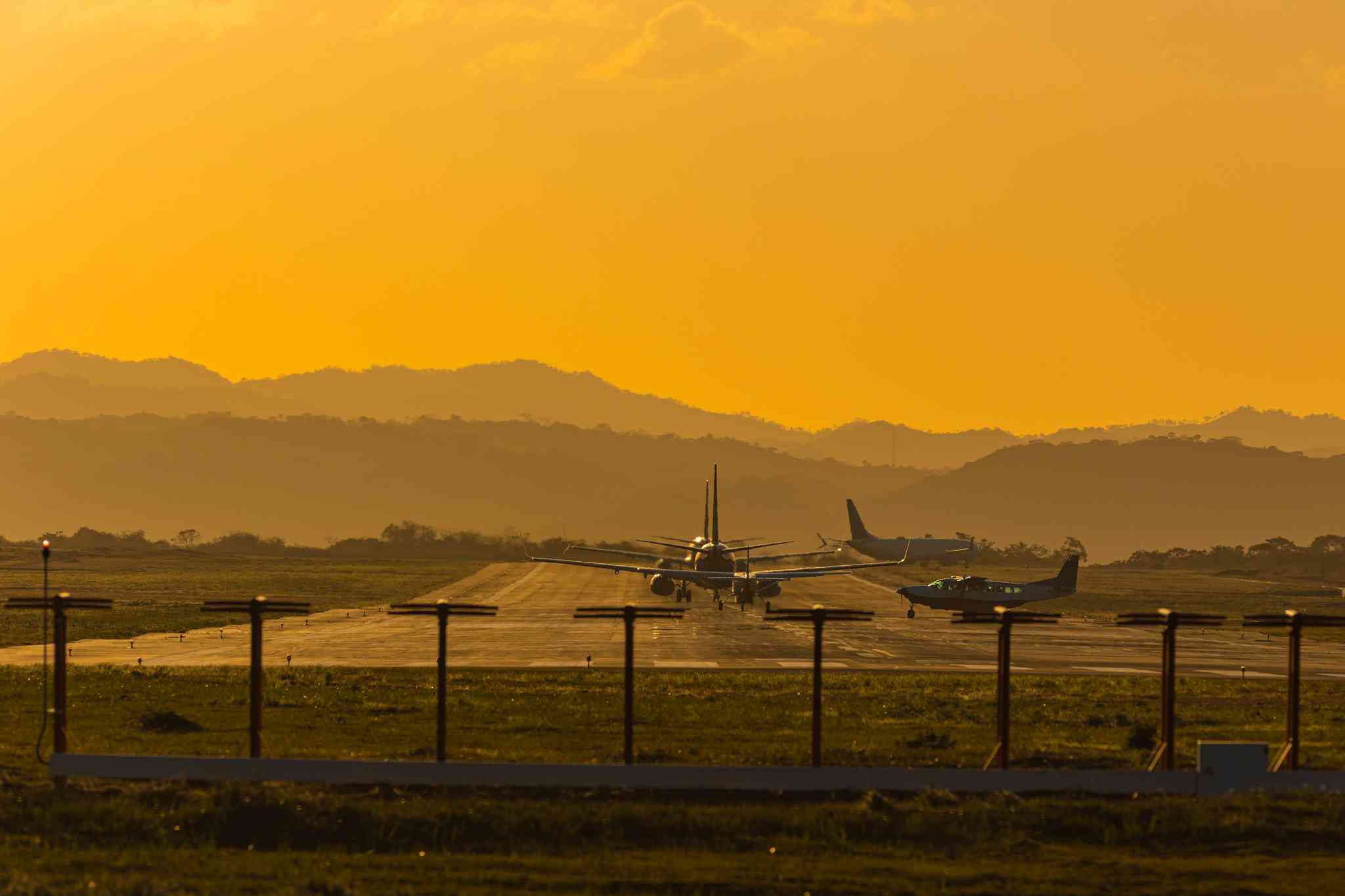 Liberia Airport 의 경치 - Tabacon 에서 출발하는 개인 day trip - 사진 1