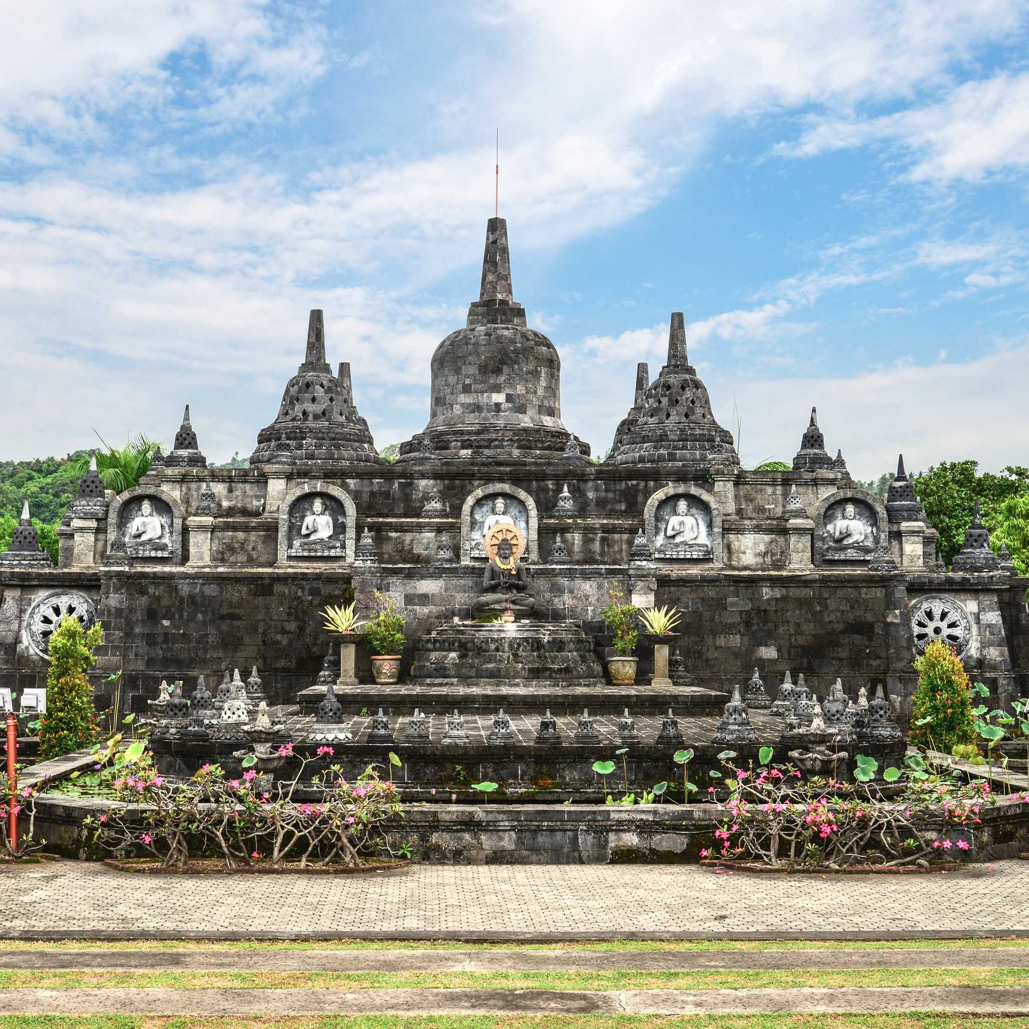 Private car transfers in Indonesia from I Gusti Ngurah Rai International Airport