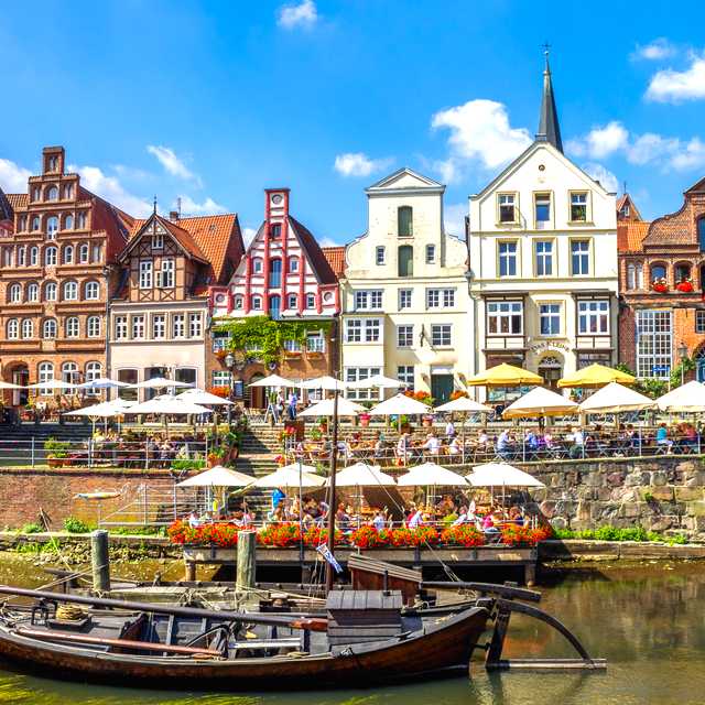 Hamburg to Luneburg and Celle: Private day trip