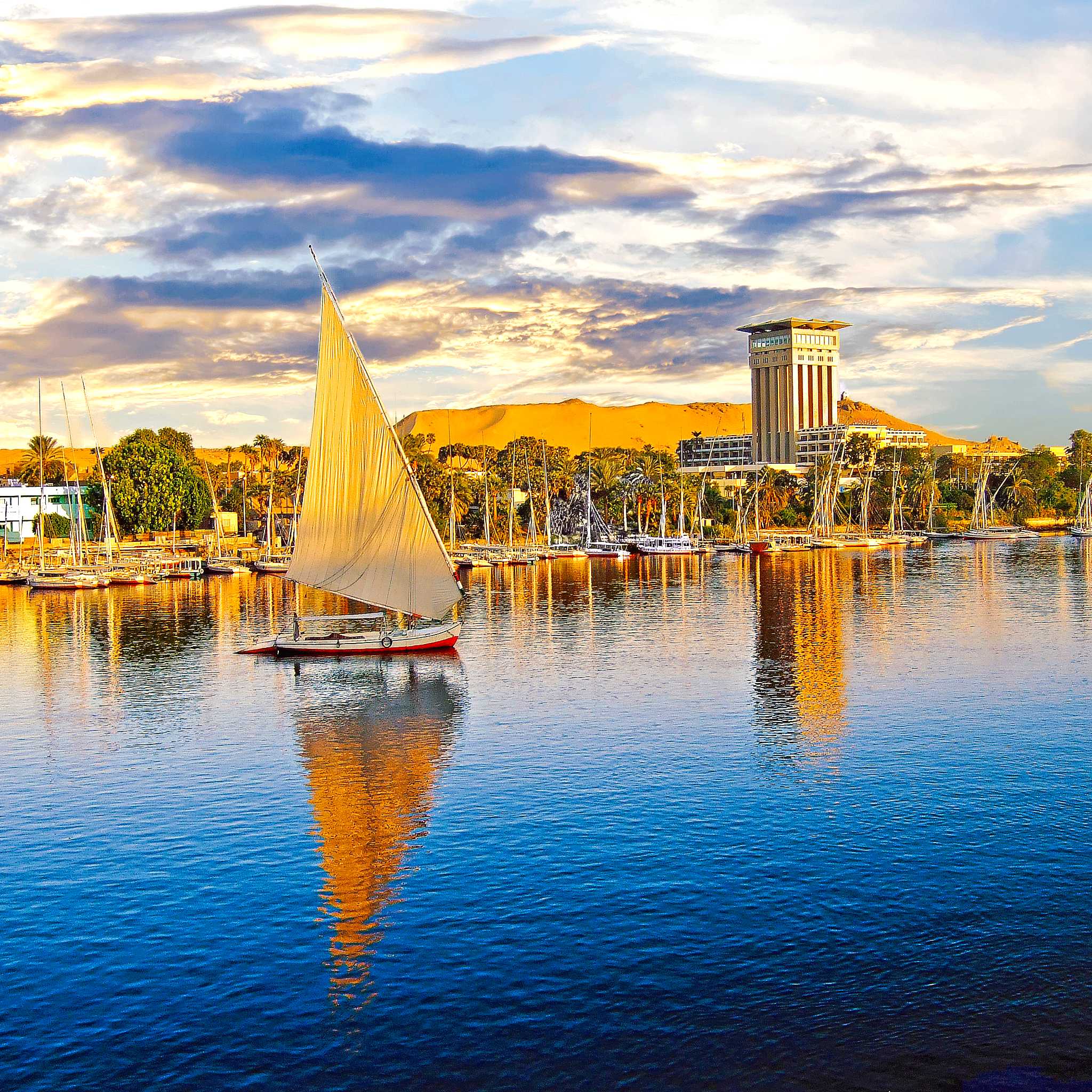 Private car transfers in Egypt from Luxor