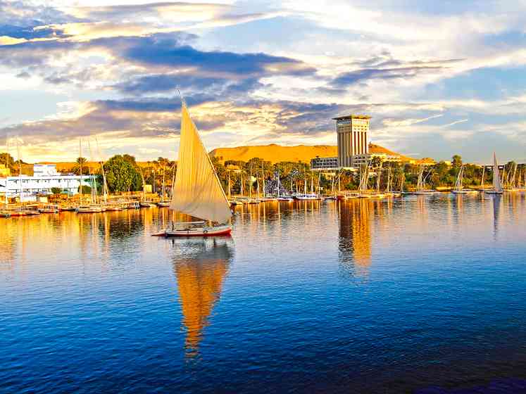 Discover location header image