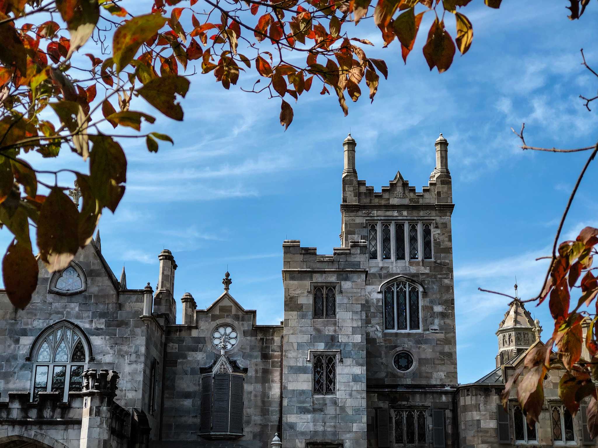 Visit Lyndhurst on the way from new-york-city-ny-us to worcester-ma-us with Daytrip