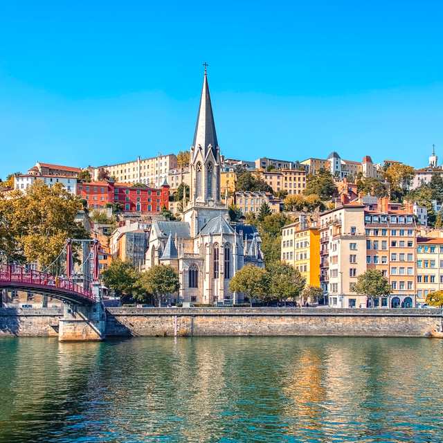 Geneva to Lyon: Private day trip