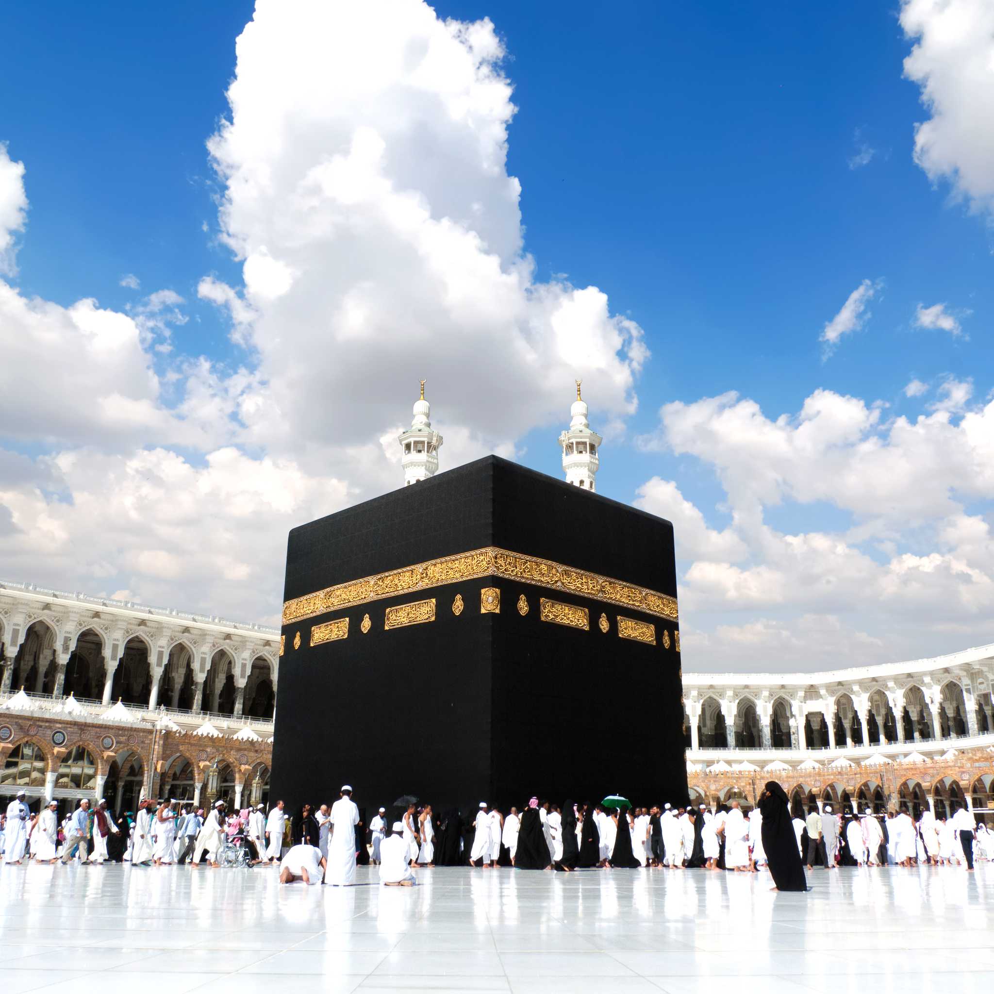 Private car transfers in Saudi Arabia from Mecca