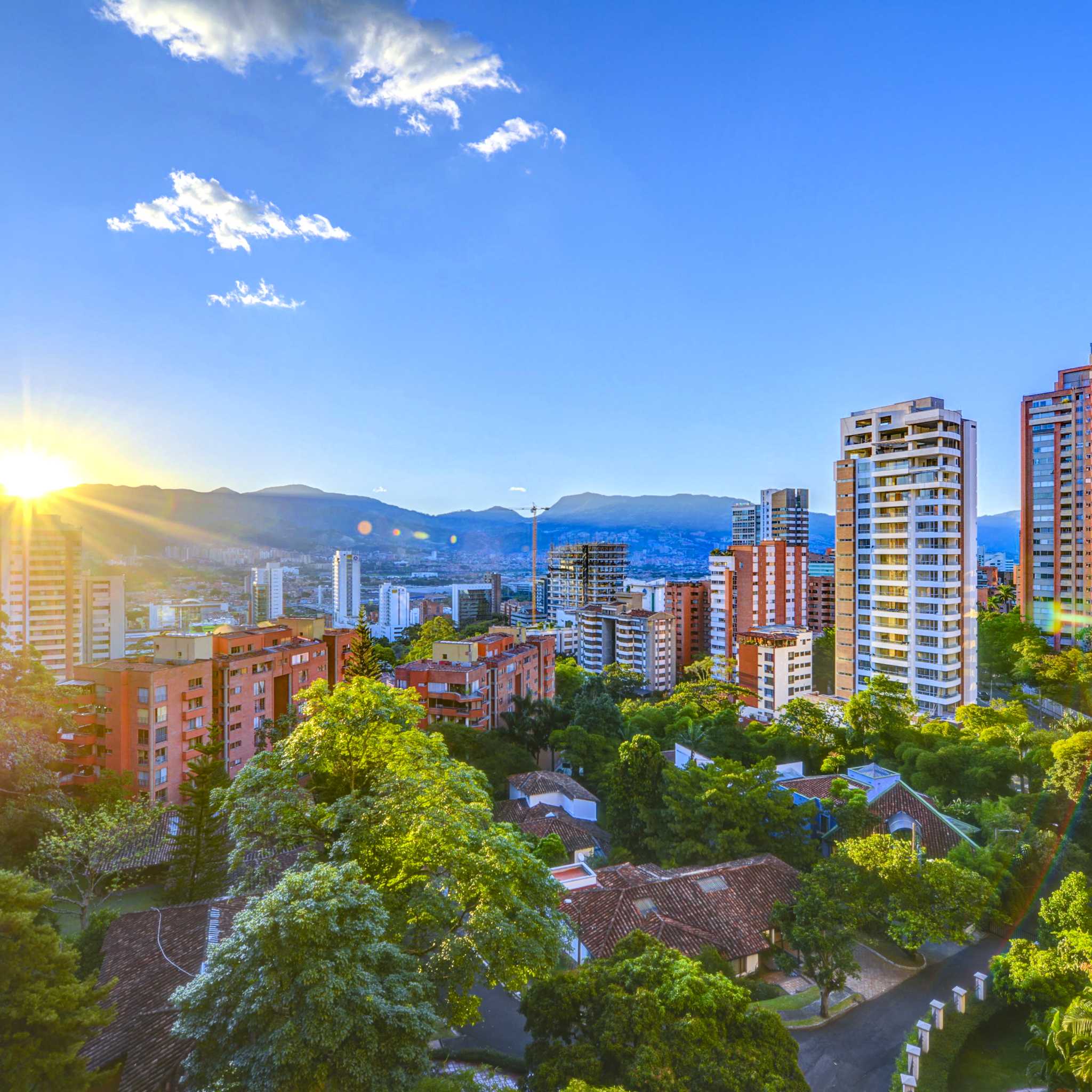 Private car transfers in Colombia from Medellin