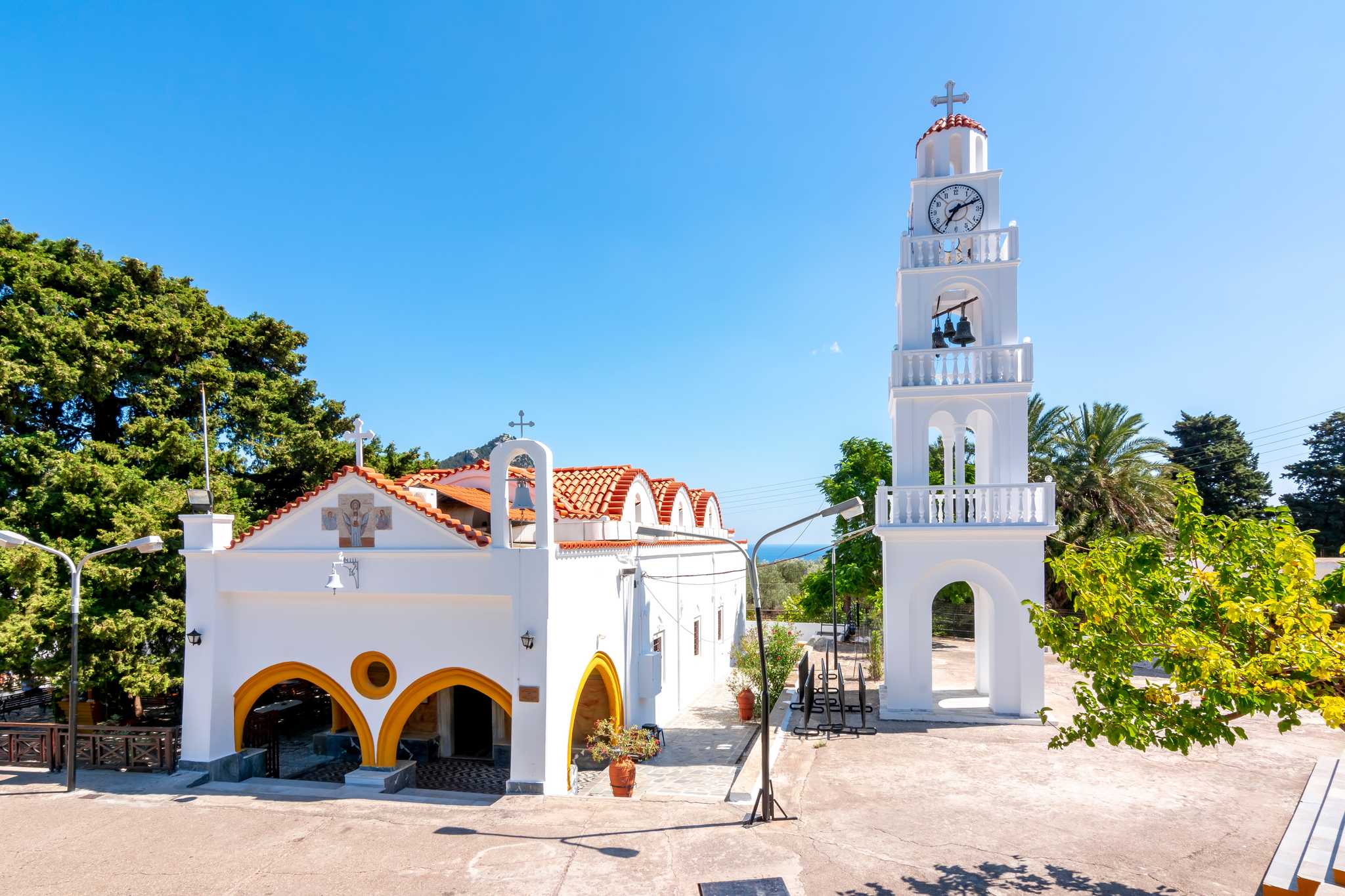 Rhodes City ์์ ์ถ๋ฐํ๋ ๊ฐ์ธ์ ์ธ ํ๋ฃจ ์ฌํ ์ค Holy Monastery of the Virgin Mary Tsambika ์ผ์ ์ ์ง