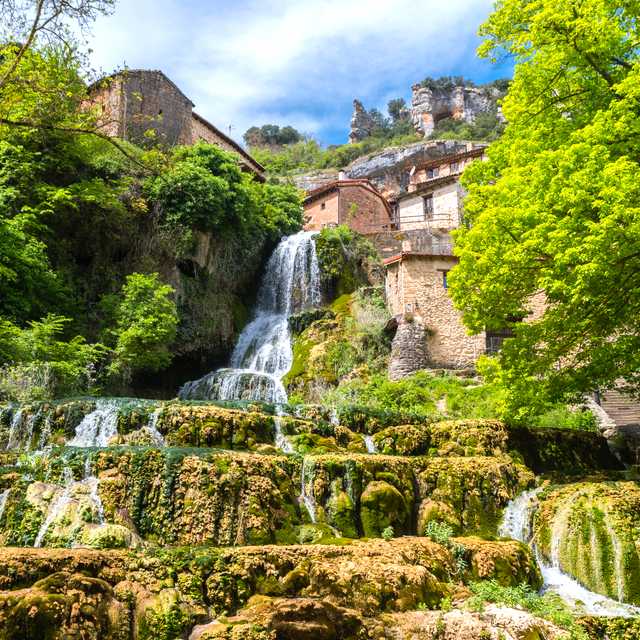 Cordoba to Granada and Montefrio: Private day trip